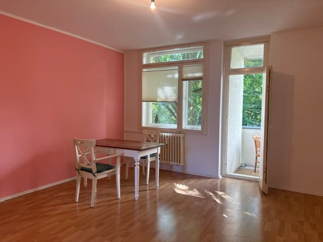 Direkt am Wasser-Charmantes City-Apartment mit Balkon am Bellevue